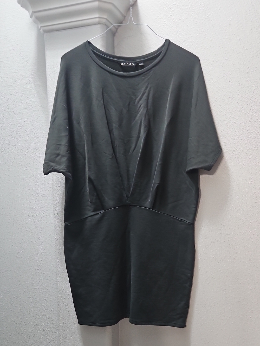 Athleta Pronto Pleated Dress Black Short Sleeve Dress
